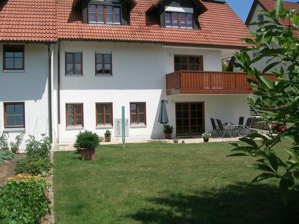 Ferienwohnung Familie Sinn Папенхайм Екстериор снимка